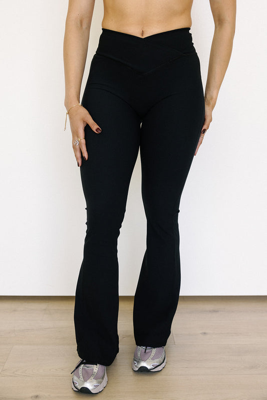 Wonder 2.0 Flared Leggings